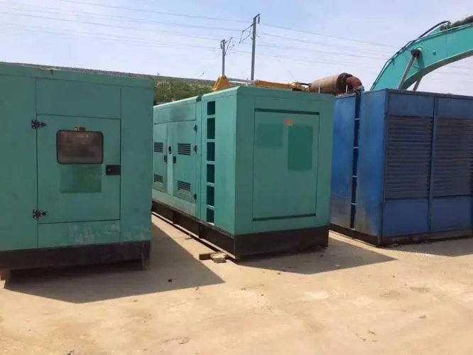 满城柴油发电机组的电压和功率之间有什么关系？