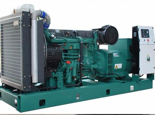 满城柴油发电机组在低温环境下的保养周期是多久？