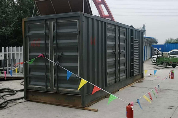 满城发电机租赁空气滤清器多久更换一次？