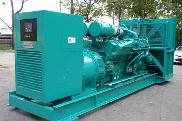 满城柴油发电机组电压不稳定怎样维修？