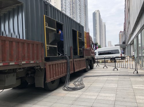 满城冷却液不足的情况下如何检查柴油发电机组？