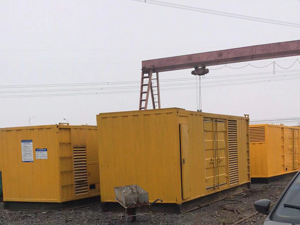 满城100kw柴油发电机组每小时油耗？